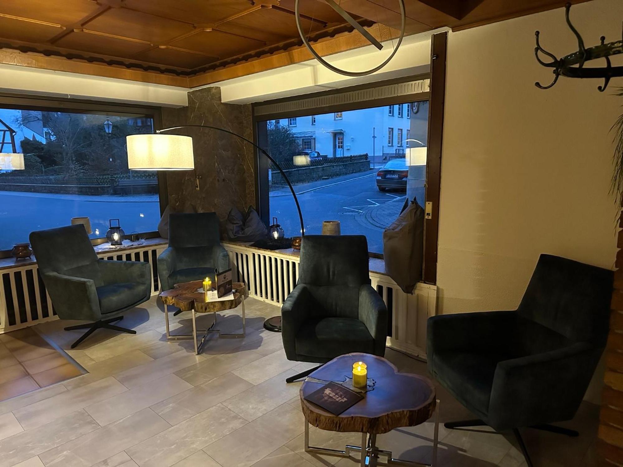 Mike'S Mosel Lodge 特赖斯-卡尔登 外观 照片
